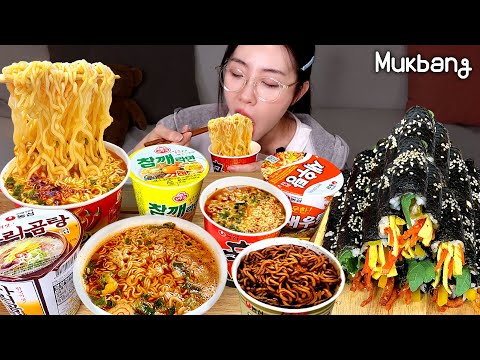 Видео: Я ел домашний кимбап и 7 видов румын на рассвете.ㅣRamen & Kimbap & cookie ASMR REAL MUKBANG