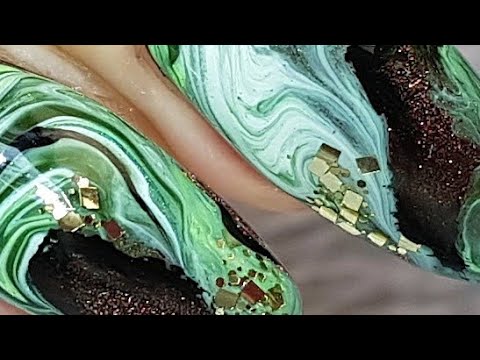 Видео: Малахитовая шкатулка/Срез камня гель лаками/Учимся делать изображение среза камня/Шулунова Дарья