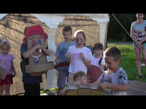 Видео: Дворовый спектакль "МойДоДыр" в Серпухове