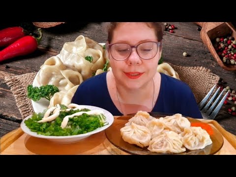 Видео: Мукбанг Полкило мантов слупила, одного мне не хватило 🥟Хорошо, что таз салата мне насытиться помог 🤣