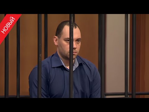 Видео: «Суд присяжных» Молодой человек, переодетый в Санта-Клауса, убил свидетеля.