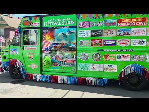 Видео: Парад ACD Festival в г.Обёрн, штат Индиана.