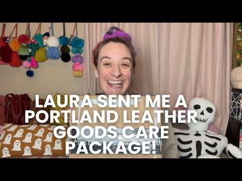 Видео: Распаковываю посылку из Portland Leather Goods от моей подруги Лоры!