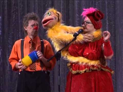 Видео: Смешные клоуны. Чревовещание."Обезьянка"