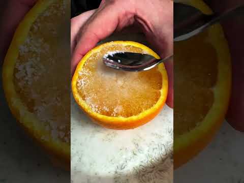 Видео: Опустите апельсин соль и вас больше не побеспокоит #рецепты #советы #лайфхаки