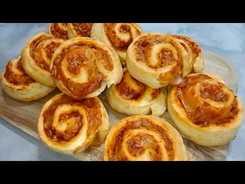 Видео: МИНИ ПИЦЦА!!!ЗАКУСОЧНЫЕ РУЛЕТИКИ НА ЗАВТРАК НА УЖИН И ПРОСТО ТАК.