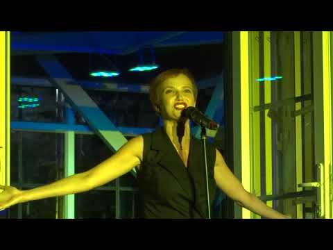 Видео: Юлия Дякина. Жизнь - это кабаре. Ночь кино. 28.08.2021