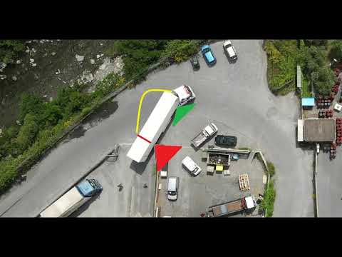 Видео: МАНЁВР ЧЕРЕЗ ПРАВУЮ СТОРОНУ ОКАЗАЛСЯ БОЛЕЕ ПОДХОДЯЩИМ!#автошкола_дальнобоя#манёвр_вправо