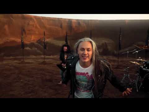 Видео: Виконт х Азис — Бессмертный мразиш (mashup)