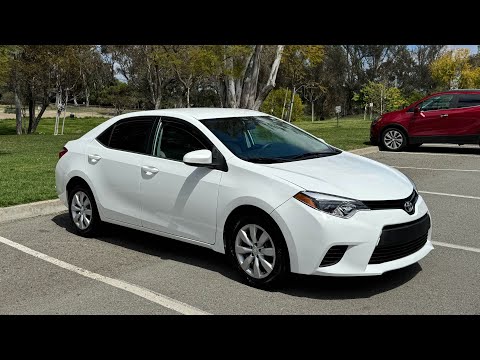 Видео: Сенсорный экран Toyota Corolla не работает. Исправление.