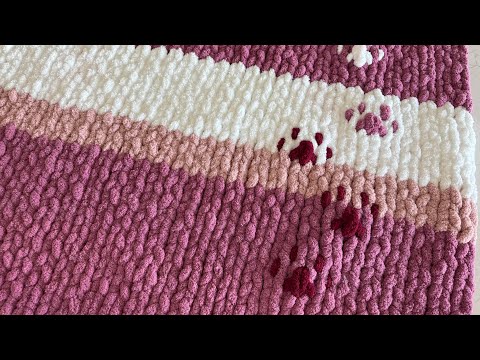 Видео: Отпечаток лапы Paw-fect 🐾 Мастер-класс по вязанию пледа из толстой пряжи #chunkyknitblanket #tuto...