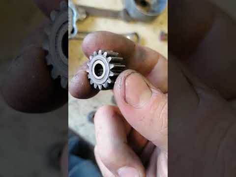 Видео: Снятие и ремонт стартера на Ga16de