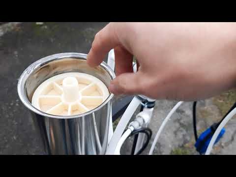 Видео: Как вставить мембрану типоразмера 4040 в мембранодержатель (корпус)