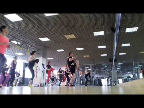 Видео: Тай-бо боевая аэробика. Cardio Kick Boxing (целый урок 28)