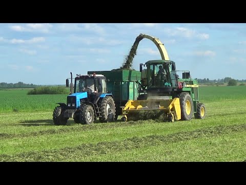 Видео: Уборка сенажа в СПК "Гигант" : John Deere 6750 снова в деле
