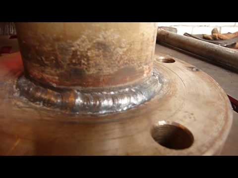 Видео: Обварка фланца без отрыва снаружи и изнутри