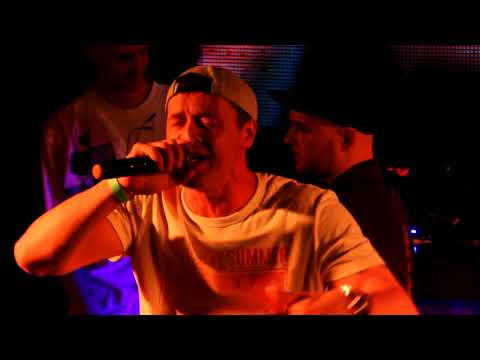 Видео: White Hot Ice и Руставели "RASTAMAN" (выступление на презентации альбома ШЕFF "Gangsta Jazz")