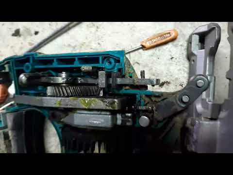 Видео: Розібрав лобзик Makita щоб прикрутити пилкотримач 