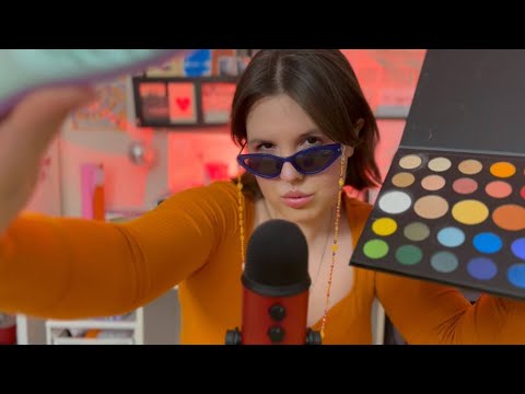 Видео: АСМР | Та самая одногруппница накрасит тебя перед свиданием | Ролевая игра, жвачка