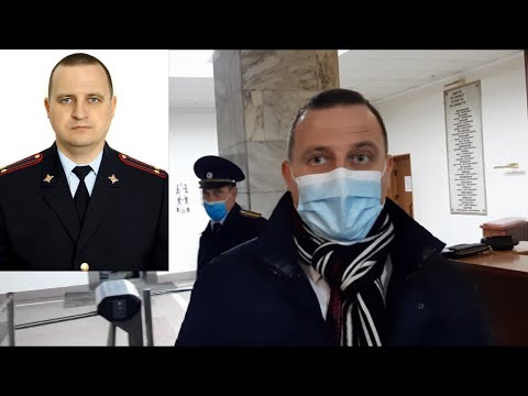 Видео: 🔥#1. У полковника УСБ по Воронежской области сорвало крышу он выбил камеру, отнял телефон в ГУВД🔥