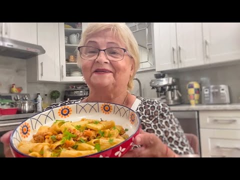 Видео: АРОМАТНЫЕ, СЫТНЫЕ  МАКАРОНЫ В МЯСНОЙ ПОДЛИВЕ !ПОТРЯСАЮЩЕЕ БЛЮДО, МАКАРОНЫ С ФАРШЕМ ,ДЛЯ ВСЕЙ СЕМЬИ!
