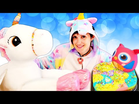 Видео: Любимый торт единорога! Готовим с Машей Капуки. Игры про готовку для детей - веселые рецепты