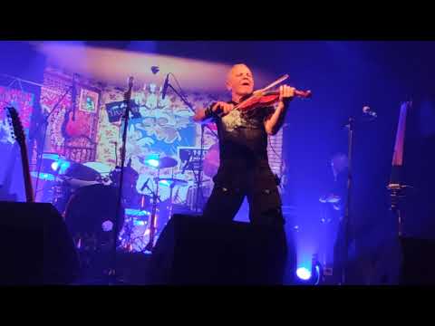 Видео: Максим Гусельщиков - соло на скрипке [СПб]