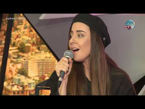 Видео: 2Маши - Красное Белое. Концертный зал. Страна ФМ LIVE