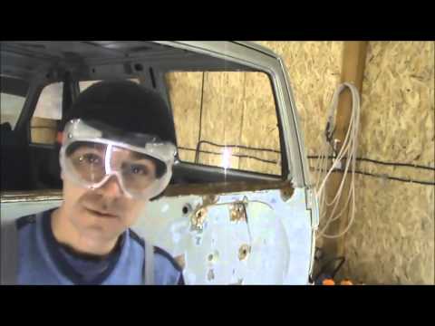 Видео: Ремонт УАЗ Патриота  1 серия ремонт задней двери