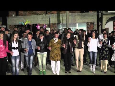 Видео: 12 клас село Кръстава 2014