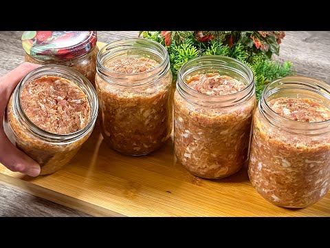 Видео: Я использую дешёвое мясо и делаю домашнюю колбасу в банке! Этот трюк вас удивит!