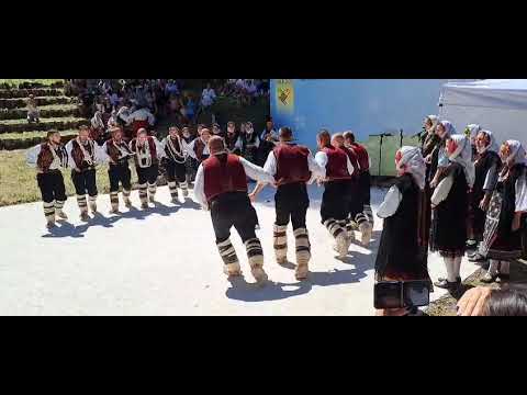 Видео: Еркечки танц #folklore #съборнанароднототворчество#culture 