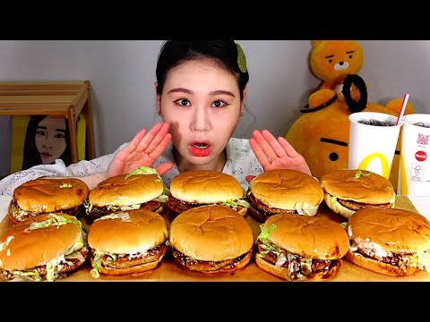Видео: McDonald 10 Bulgogi Burger Mukbang ест звук