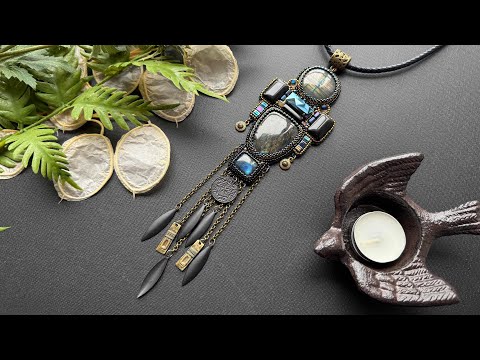 Видео: Handmade jewellery embroidered with beads and gemstones. Сучасні прикраси. Як носити прикраси.