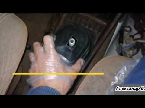 Видео: Замена пыльника КПП Гольф 2 (Джетта 2)