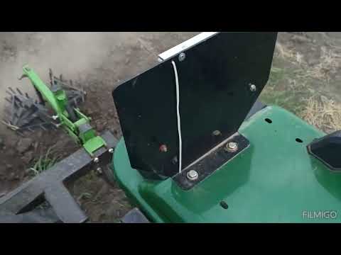 Видео: Саморобний міжрядний культиватор в ділі.