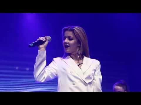 Видео: Юлиана Караулова - Разбитая любовь - Big love show 2018 - Ледовый Дворец - Санкт-Петербург