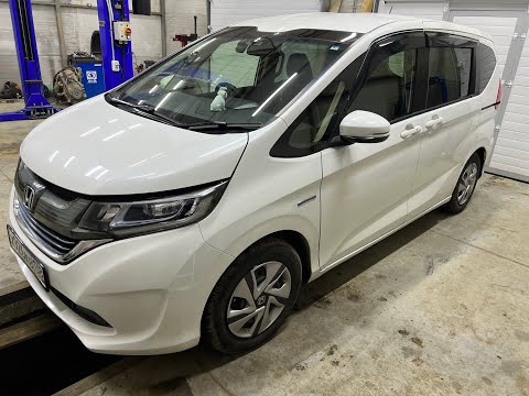 Видео: Разбор панели Honda Freed 2018