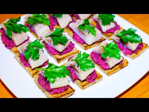 Видео: Селедка под шубой на хрустящей греночке. Канапе из сельди
