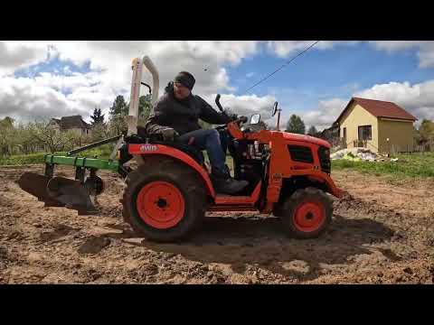 Видео: Пашем!!! Минитрактор Кубота/Кентавр-344
