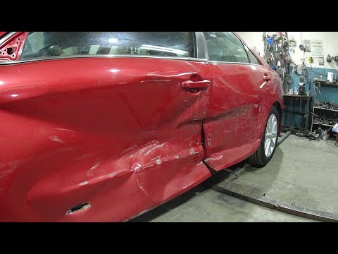 Видео: Боковой удар TOYOTA CAMRY V50 #garage880 #кузовнойремонт