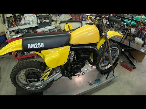 Видео: Suzuki RM250 C2 В проекте «Коробка» будет ли он работать?