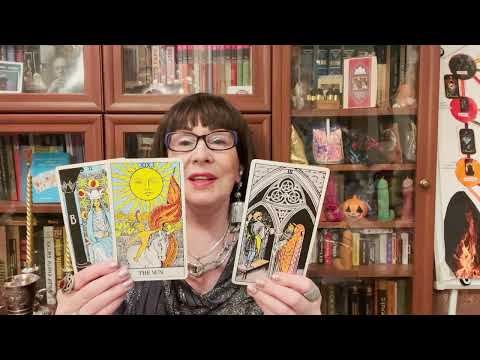 Видео: УЧИМСЯ ЧИТАТЬ ТРИПЛЕТЫ ТАРО