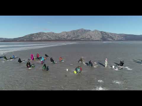 Видео: Магадан 2025 полет 1 от 19 октября по озеру Глухое  район Армани, рыбаки на озере DJI 0352