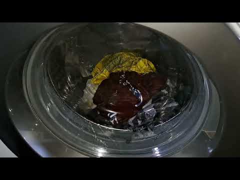 Видео: SAMSUNG WF60F1R1W2W: Быстрая 15' холодная; 800 об/мин- полный цикл.