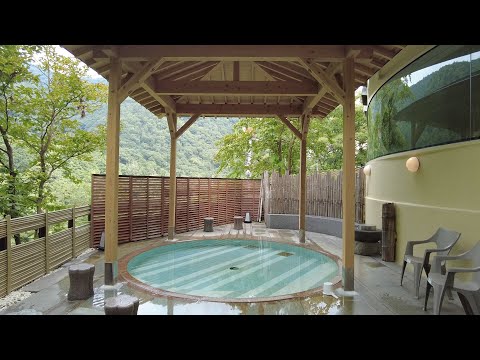 Видео: Татами-комната, блаженство онсэна и фуршет в отеле Maruminekanko в Фукусиме