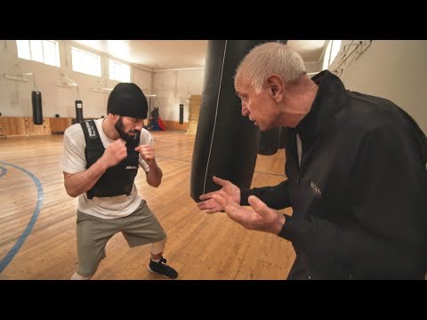 Видео: Мышцы, которые нужны боксеру / Тренировка в жилете утяжелителе