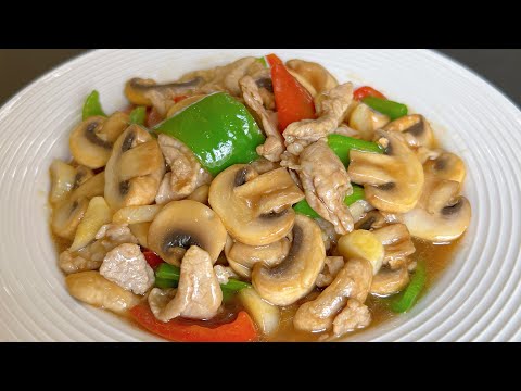 Видео: Грибы нельзя жарить прямо на сковороде.Шеф-повар отеля научил меня одной хитрости