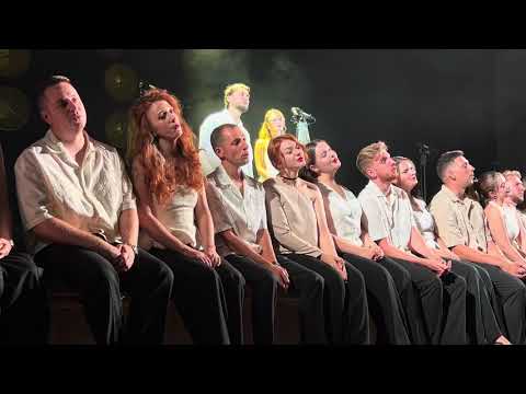 Видео: Ніч над Карпатами темно крилатими, чом коли заснули темні гори #хоргомін #acapella #гомін 