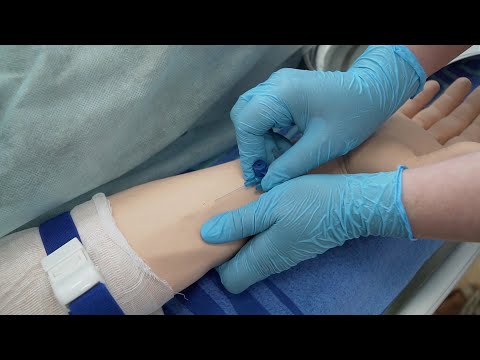 Видео: Обеспечение периферического венозного доступа с помощью периферического венозного катетера